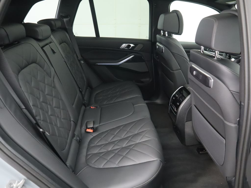 Used 2026 Gray Metallic BMW xDrive50e image 23