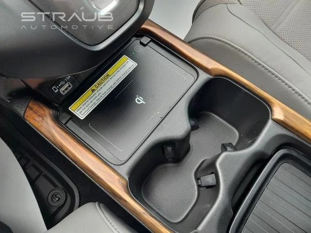 Used 2022 Lunar Silver Metallic Honda TOURING AWD image 25