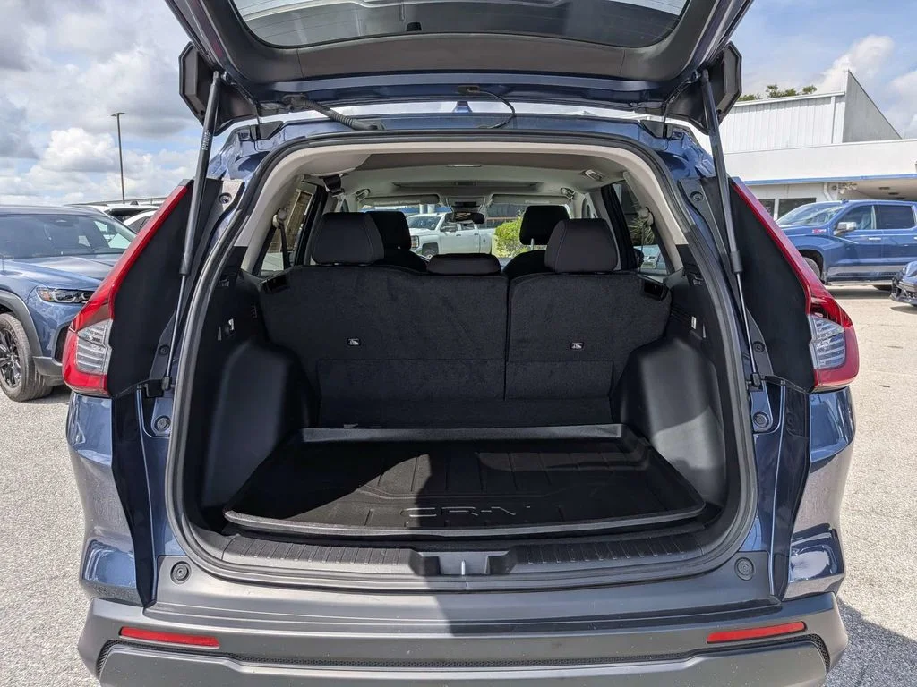 Used 2024  Honda EX image 12