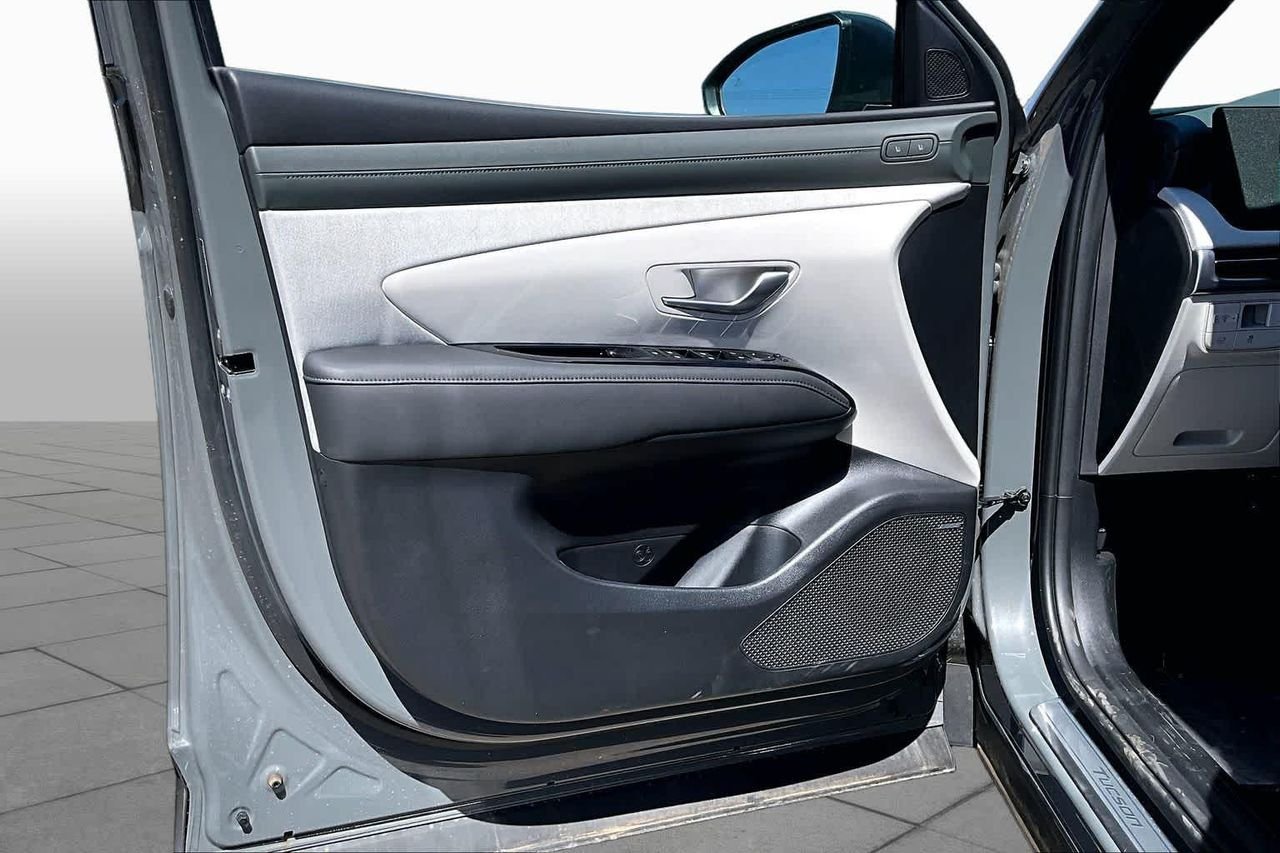 New 2026 Hampton Gray Hyundai Limited image 10