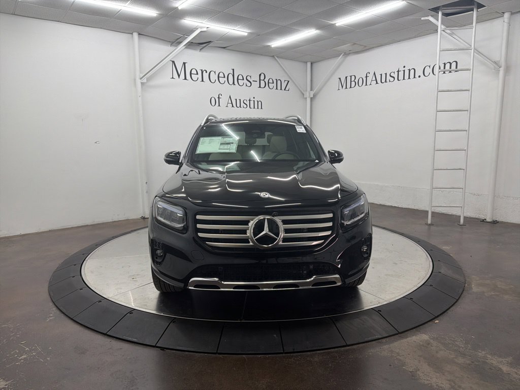 Used 2026 Black Mercedes-Benz GLB 250 image 2