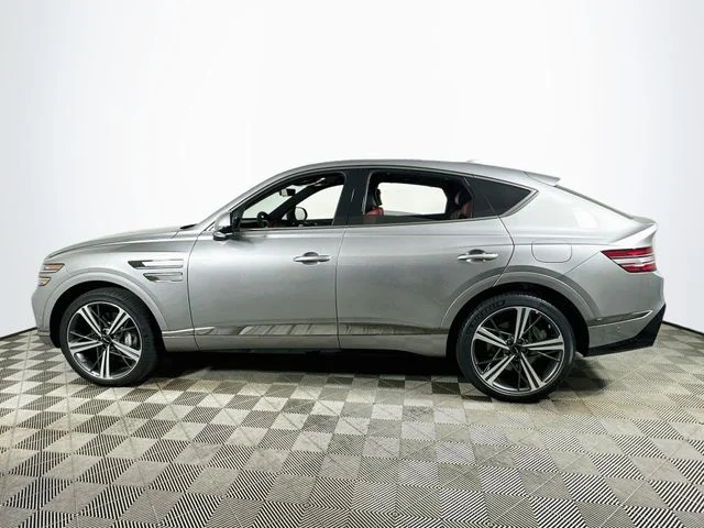 New 2027 Silver Genesis 3.5T image 7