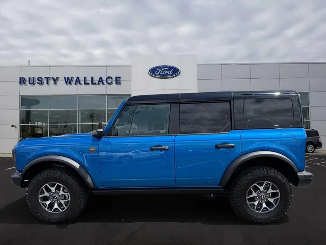 Certified Pre-Owned 2025 Ford Bronco Badlands 4WD 4 Door SUV