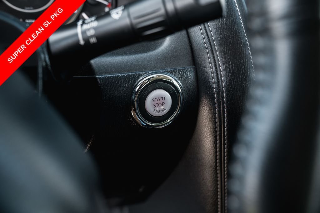 Used 2018 Gun Metallic Nissan SL image 31