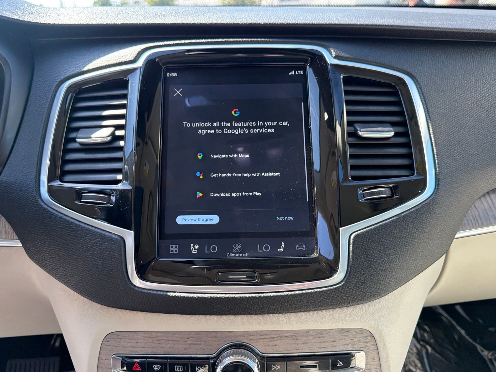 2024 Volvo XC90 Plus - Photo 28