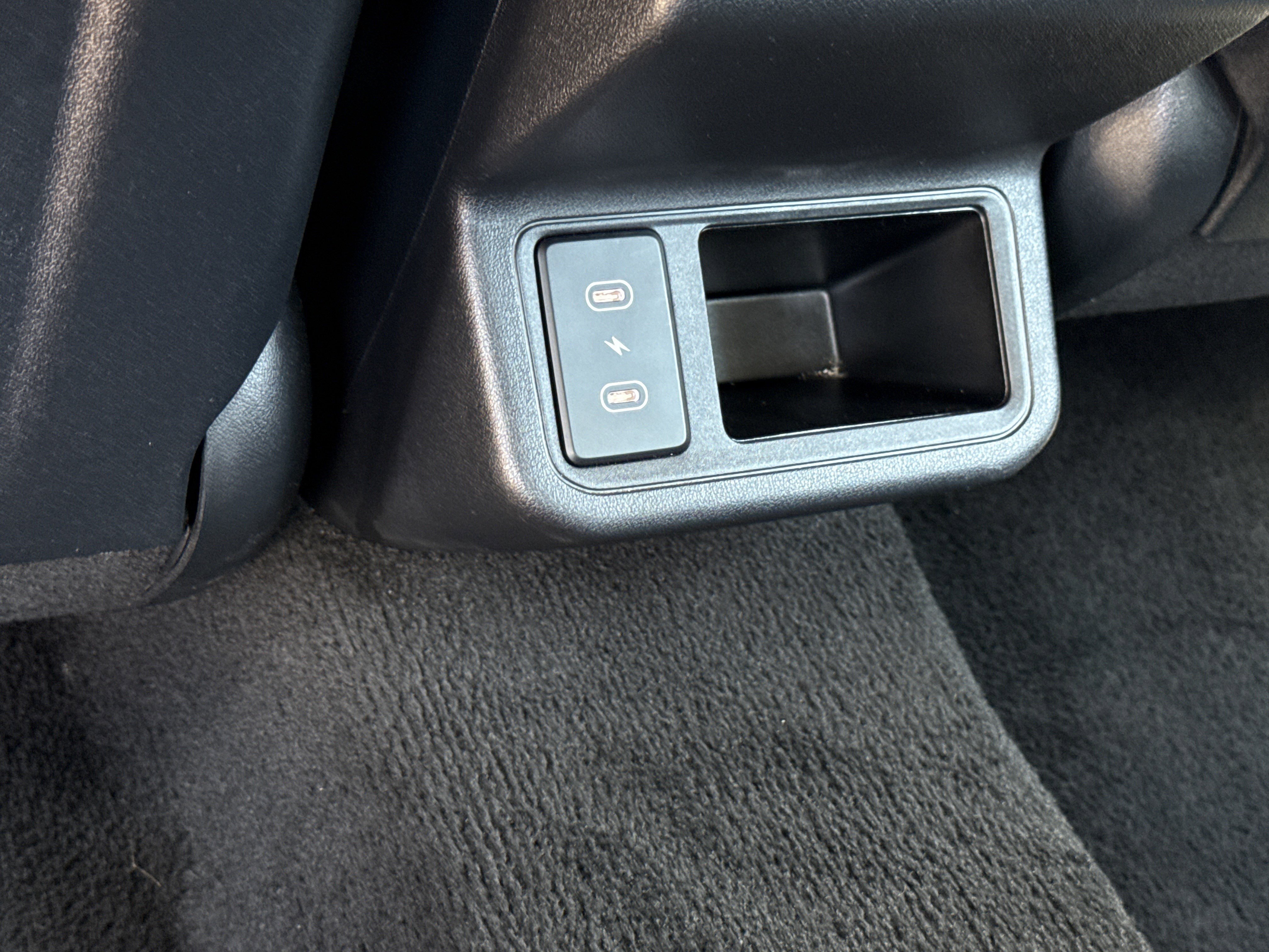 2025 Kia K4 LXS - Photo 14