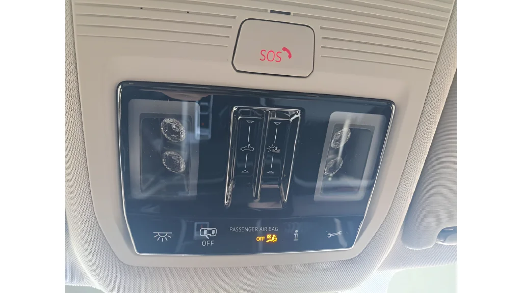 New 2026 Blue Volkswagen SE w/Technology image 19