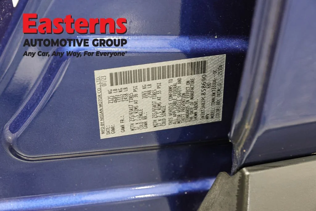 Used 2023 Blue Nissan S image 36