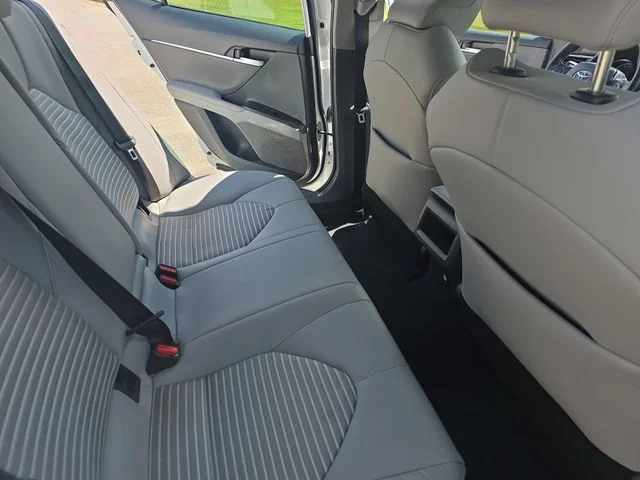 Used 2023 White Toyota SE image 12