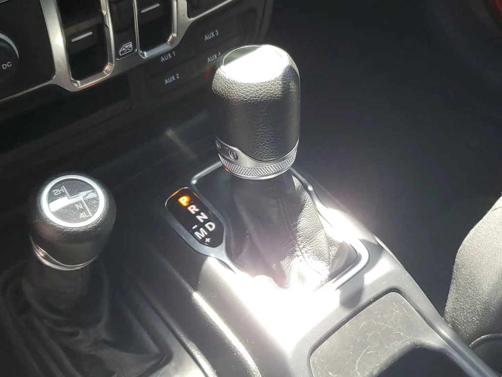 Used 2022 Red Jeep Unlimited Willys image 29
