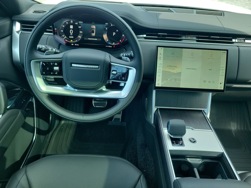 New 2026 Fuji White LAND ROVER SE image 19