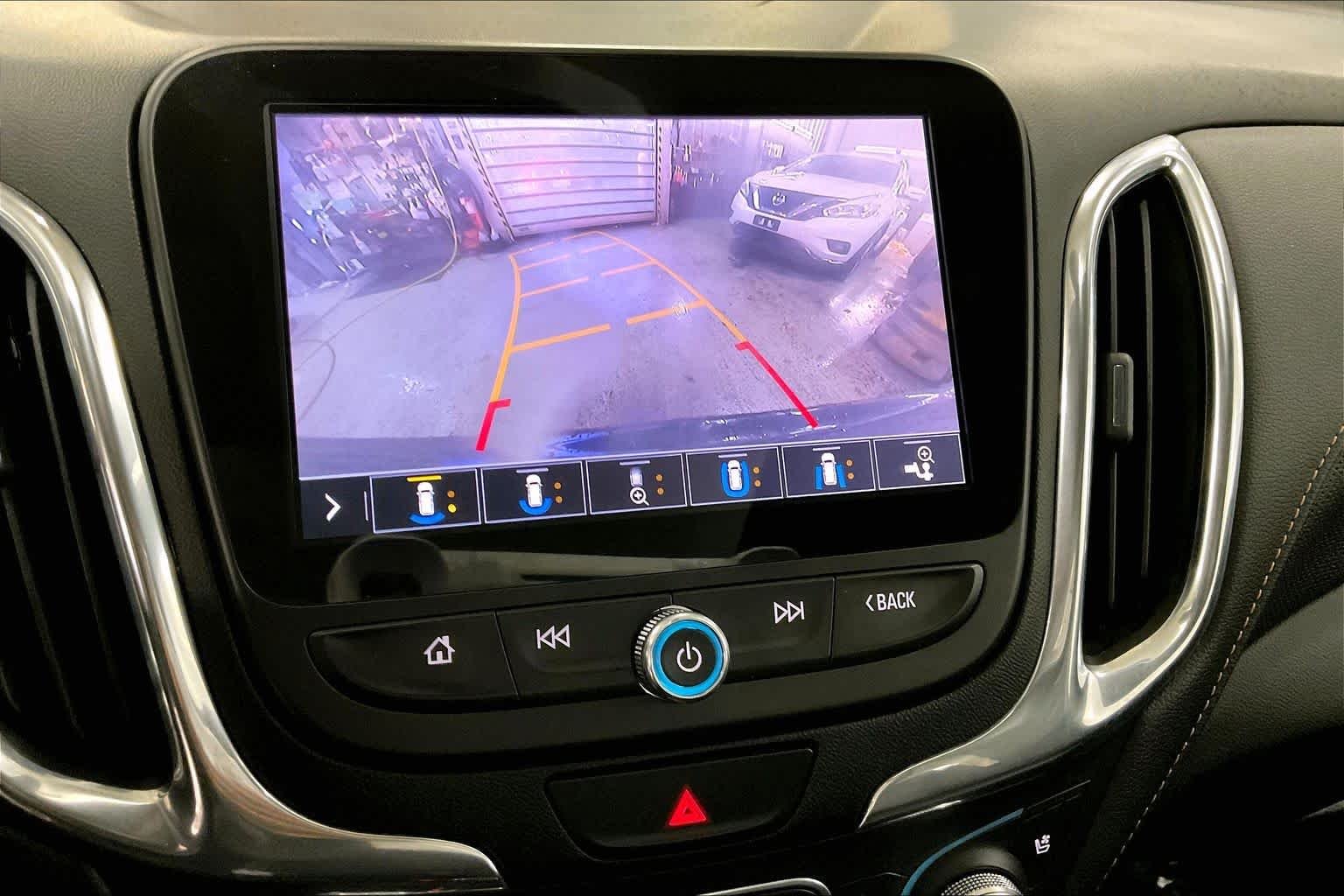 Used 2020 Midnight Blue Metallic Chevrolet Premier image 27