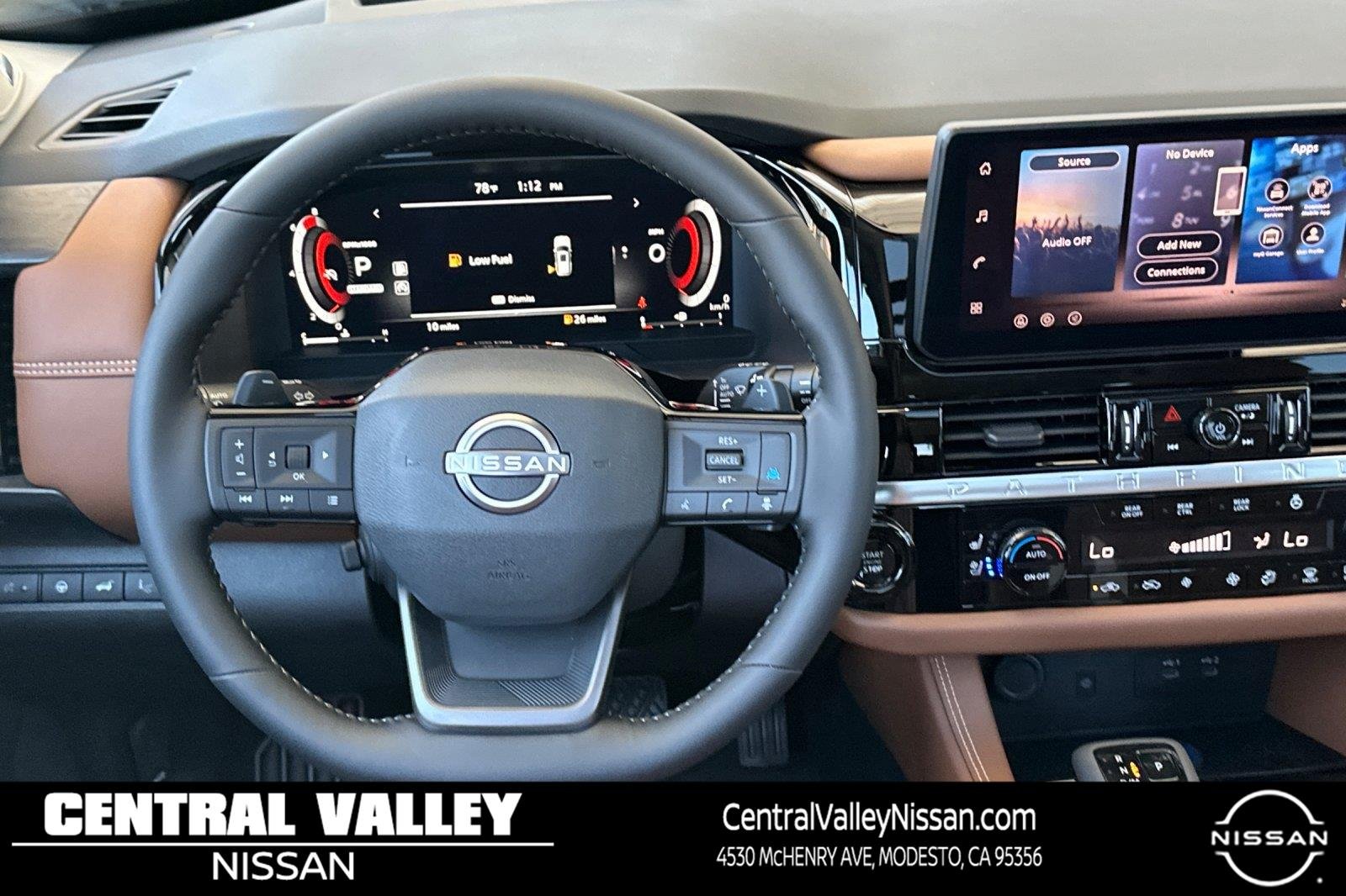 New 2026 Boulder Gray Pearl/Super Black Nissan Platinum image 14