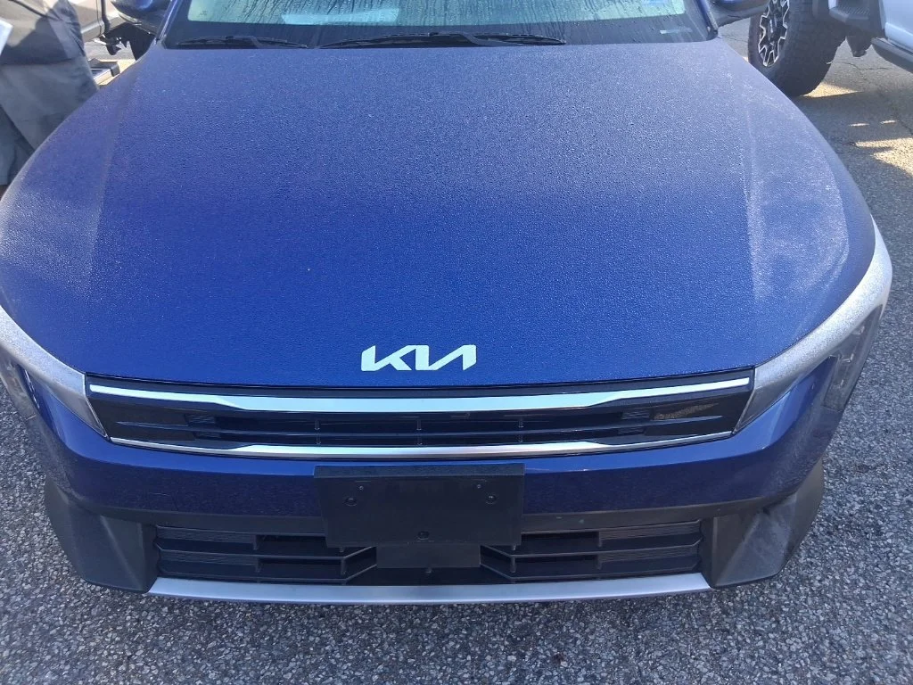Used 2025 Blue Kia EX image 19