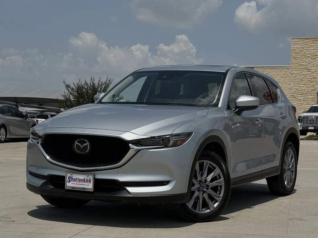 Used 2019 Silver Mazda Grand Touring image 2
