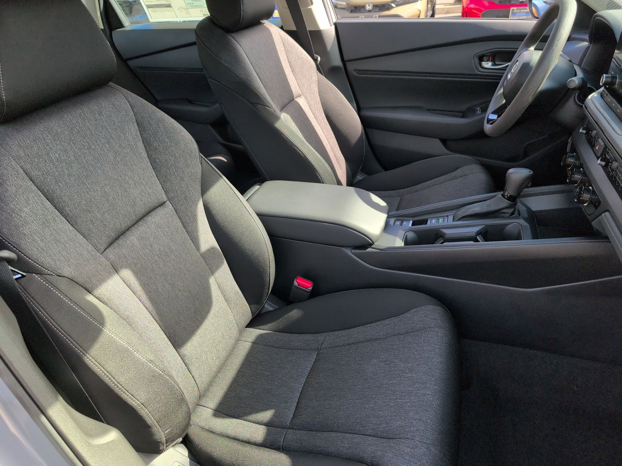 New 2025 Urban Gray Pearl Honda SE image 19