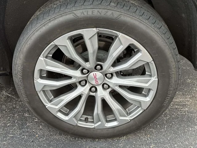 Used 2022 Black GMC Denali image 7