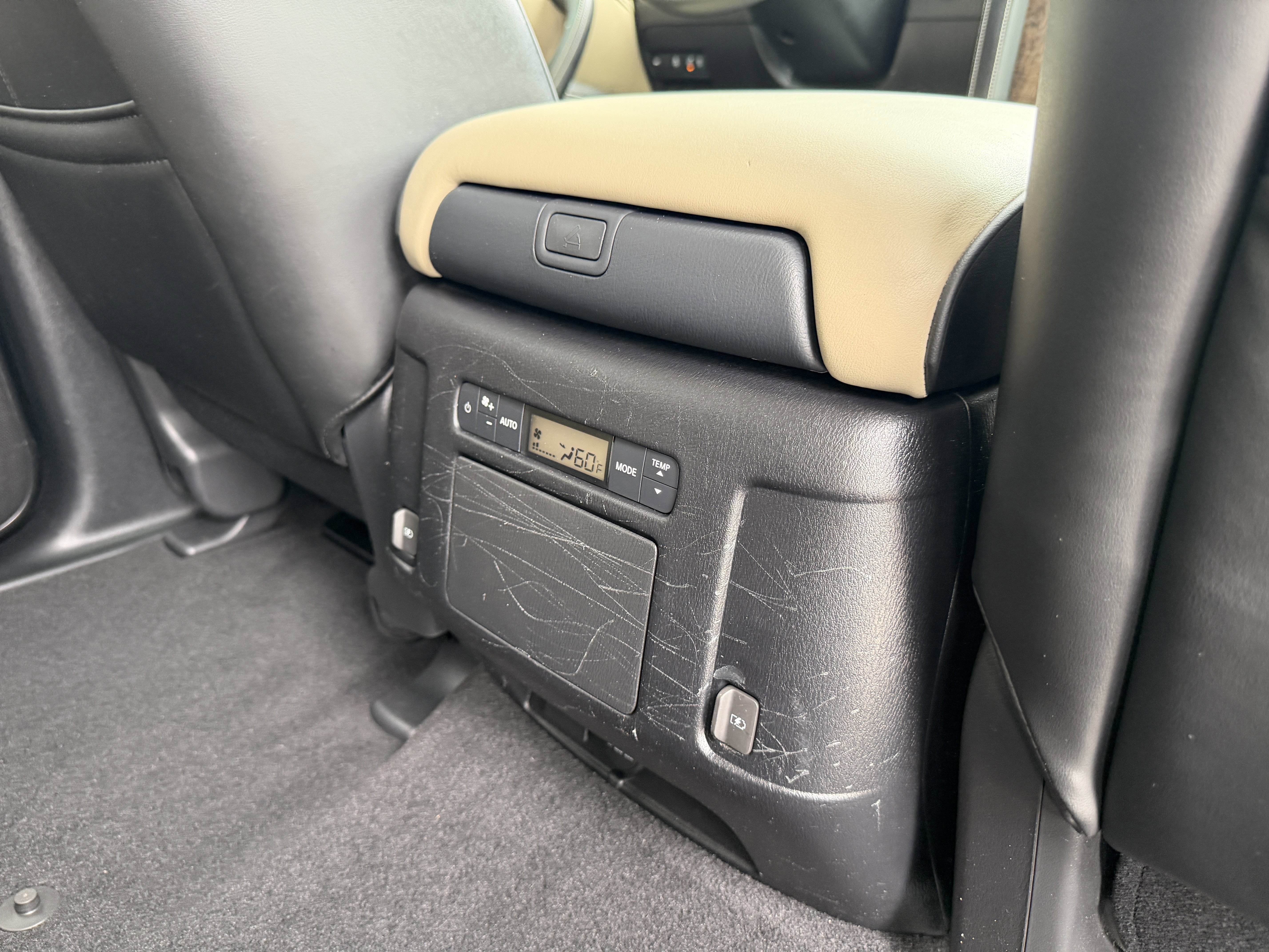 Used 2021 Mineral Black INFINITI Premium Select image 28