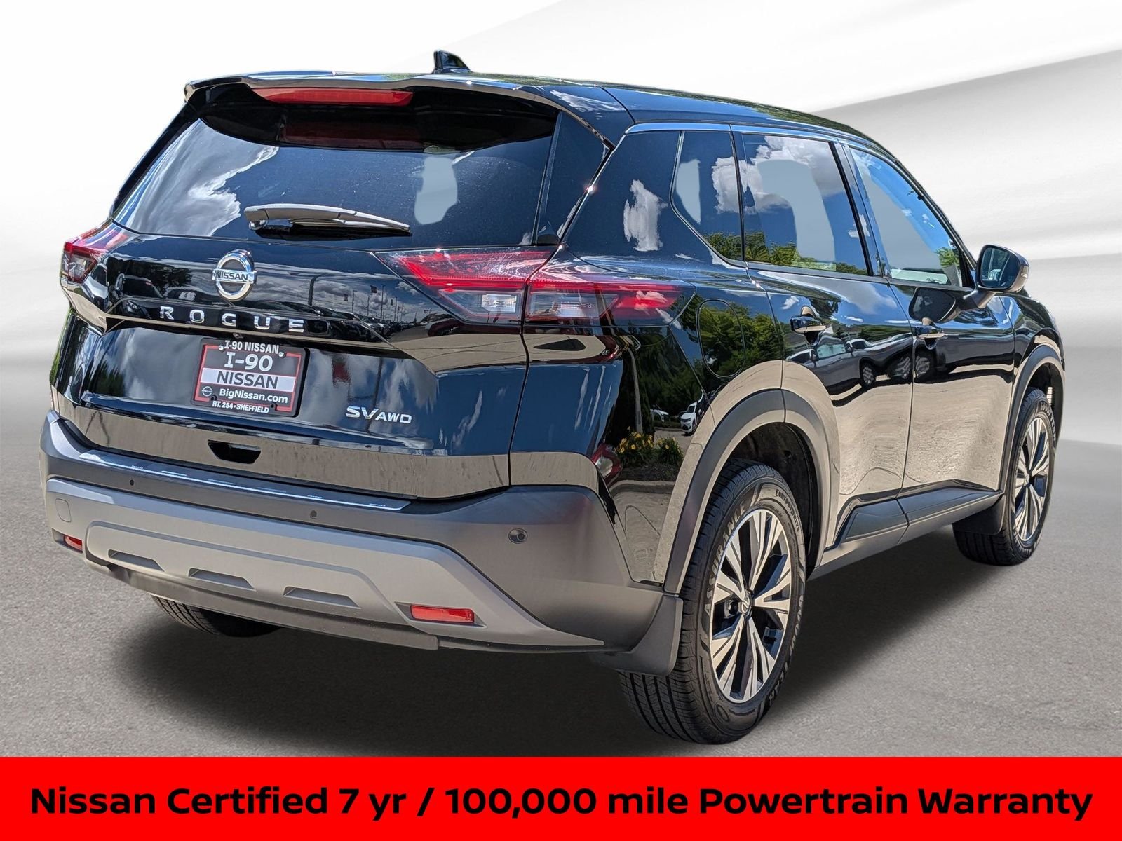Certified Used 2021 Super Black Nissan SV image 7