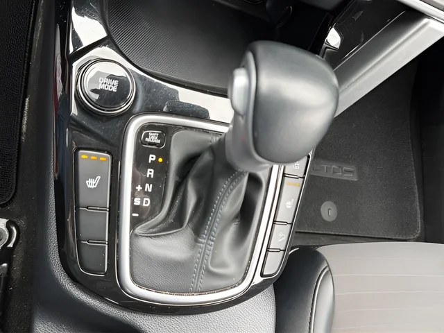 Used 2023 Blue Kia Nightfall image 25