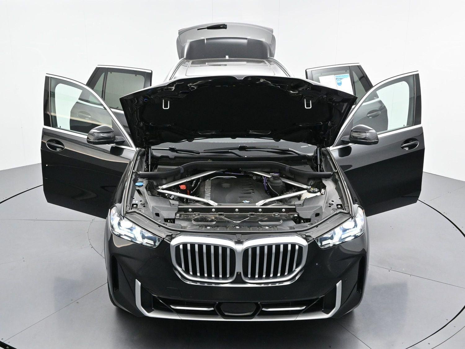 Used 2024 Carbon Black Metallic BMW xDrive40i image 48