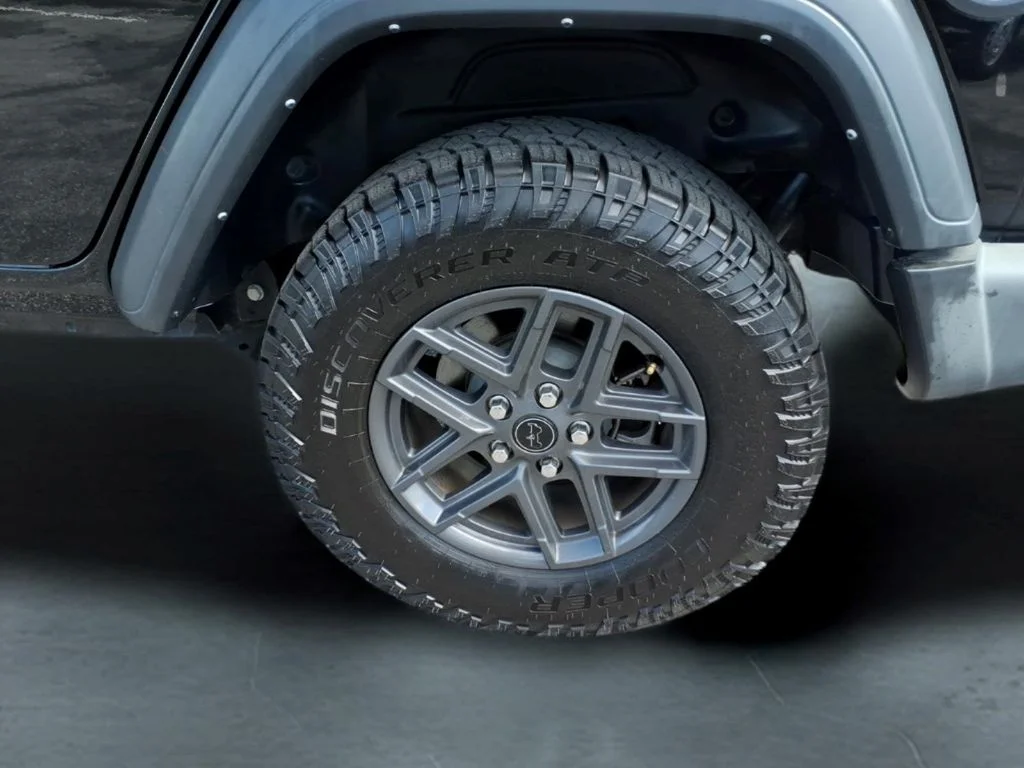 Used 2024 Black Jeep Sport S image 14