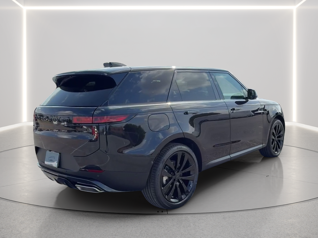 New 2026 Santorini Black Land Rover SE image 5