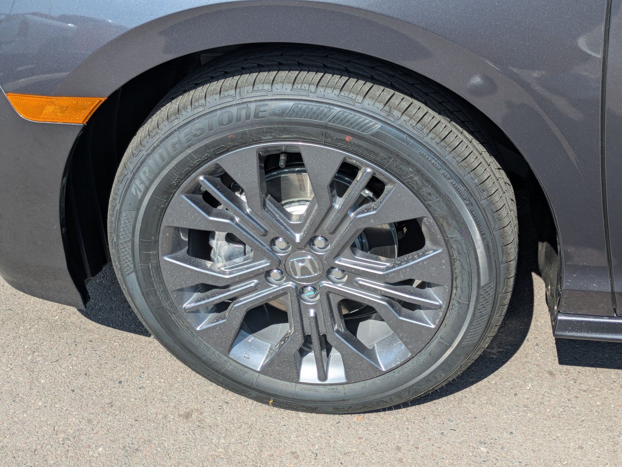 New 2026 Modern Steel Metallic Honda Touring image 16
