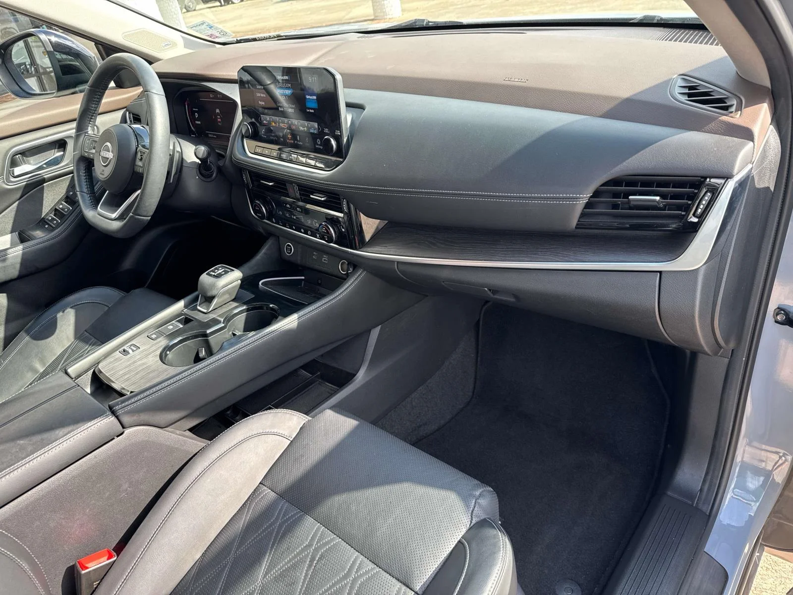 2023 Nissan Rogue Platinum - Photo 13
