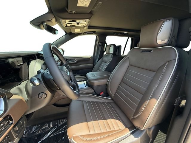 Used 2026 Black GMC Denali Ultimate image 10