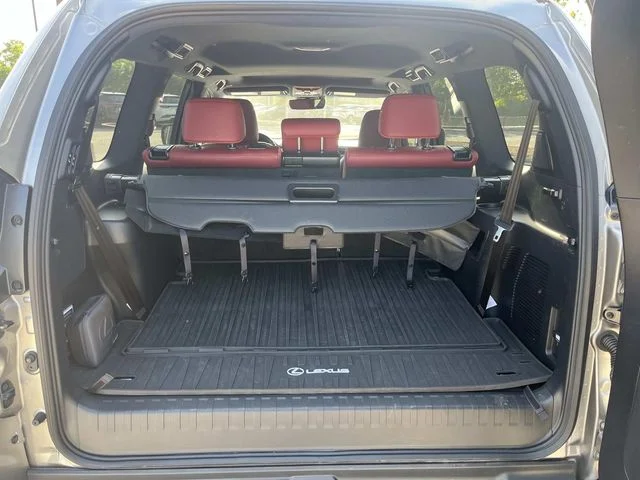 2023 Lexus GX LUXURY - Photo 11