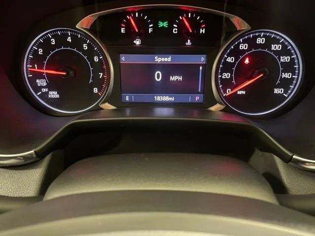 Used 2024 Summit White Chevrolet 3LT image 12