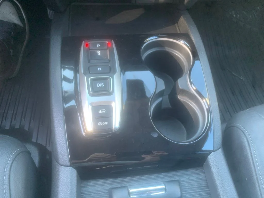 Used 2022 Modern Steel Metallic Honda Touring image 24
