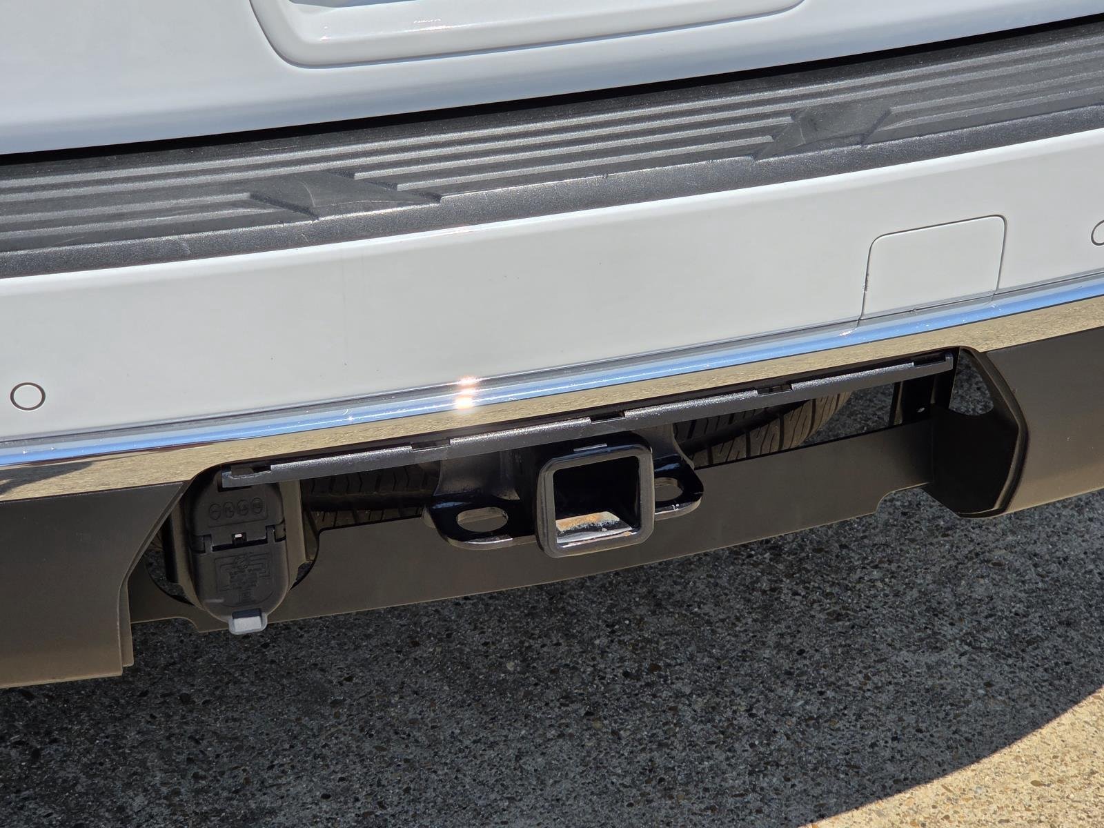 Used 2021 Summit White Chevrolet LT image 8