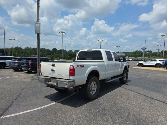 Used 2013 White Ford Lariat image 3