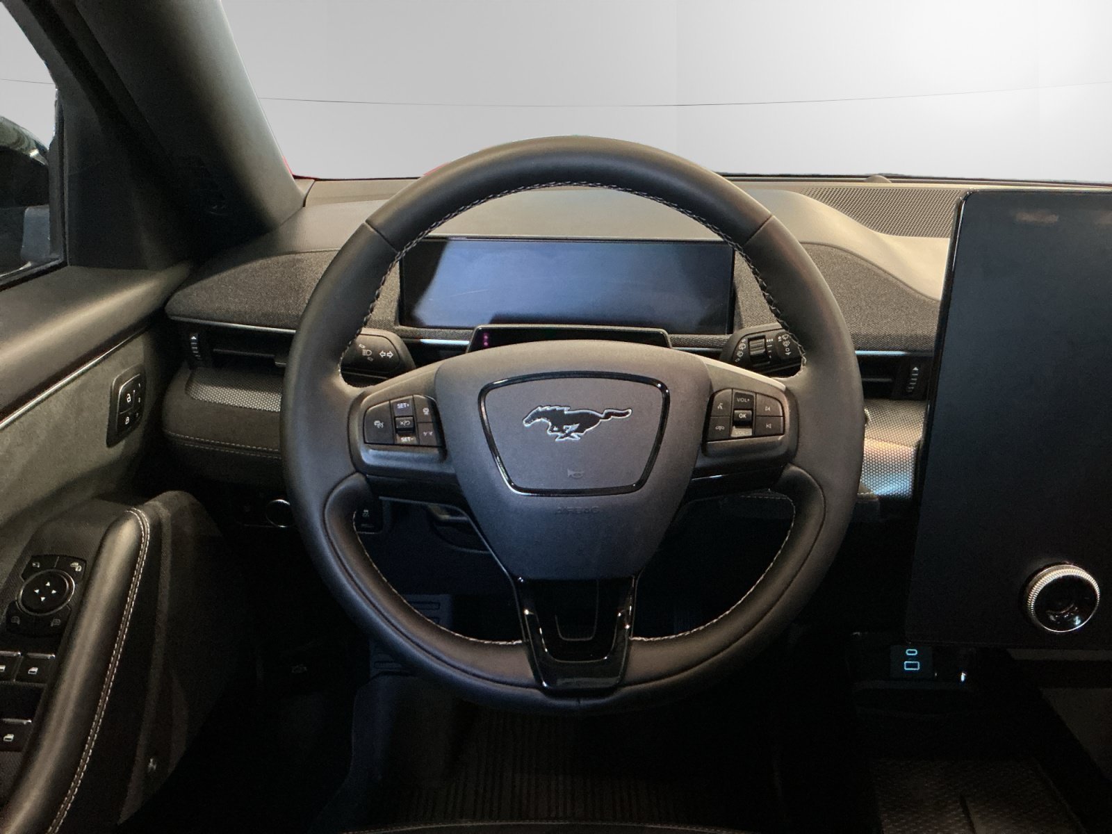 Used 2023 Black Ford GT image 12