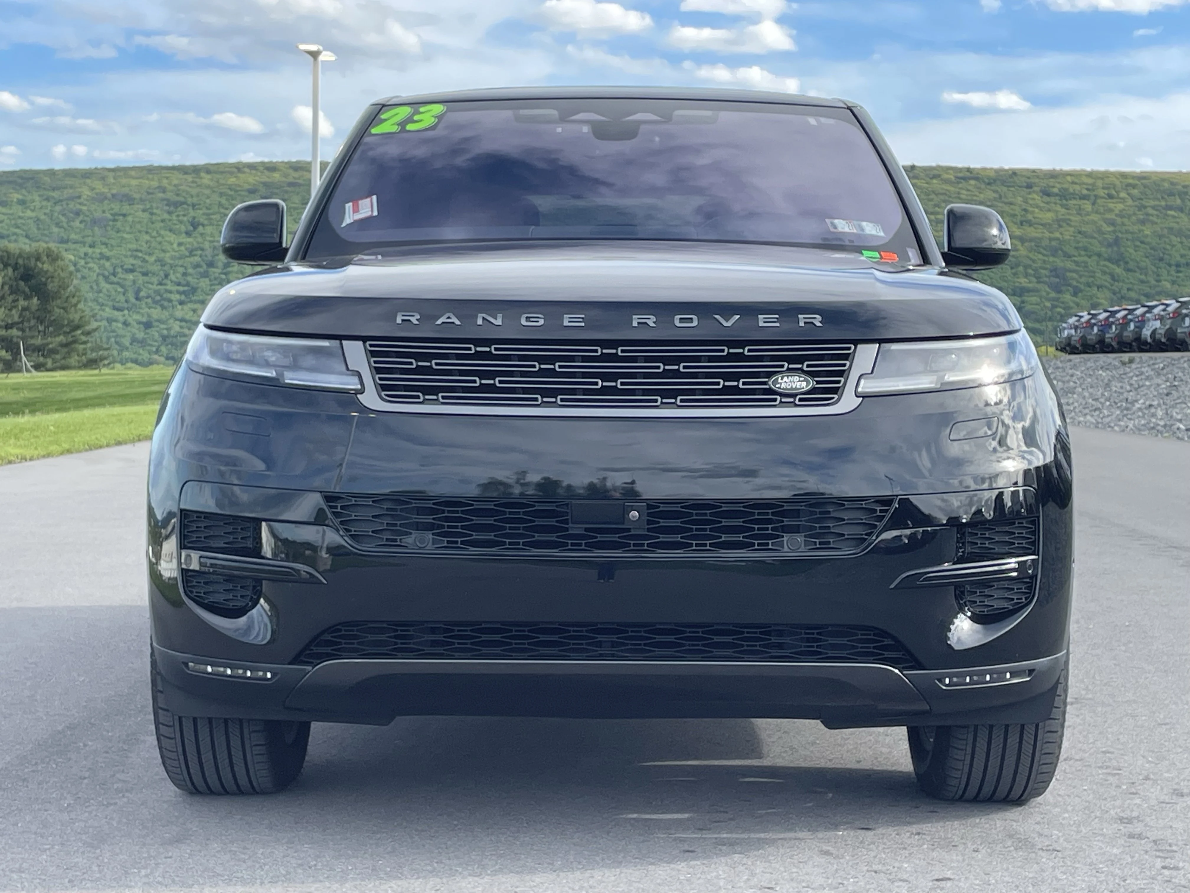 Used 2023 Santorini Black Metallic Land Rover SE image 9