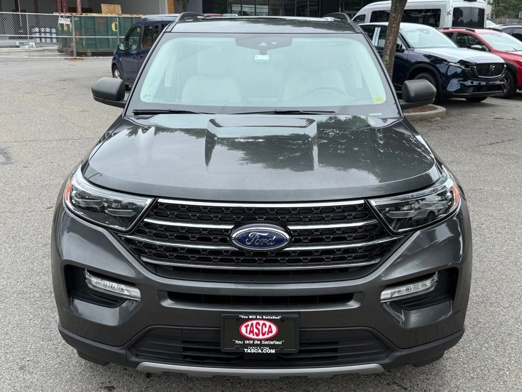 Used 2020 Gray Ford XLT image 2