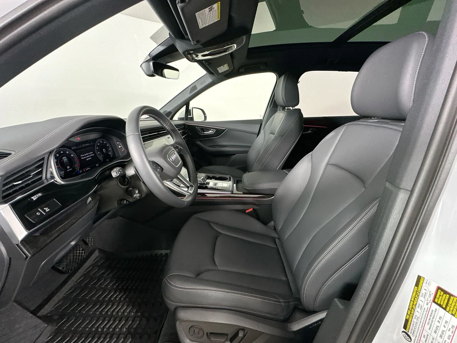 Used 2026 White Audi  image 32