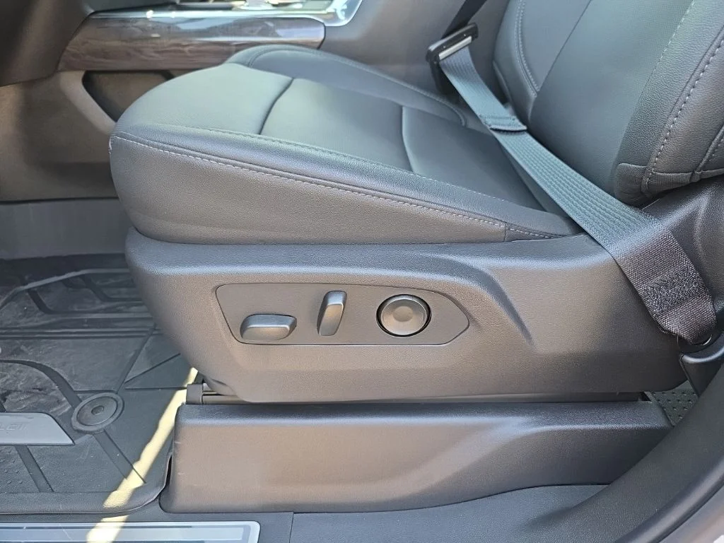 2026 Chevrolet Silverado 3500HD LTZ - Photo 15