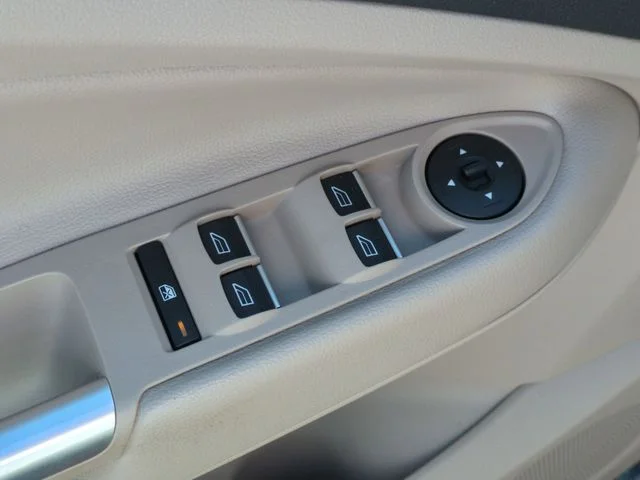 Used 2017 Gold Ford SE image 13