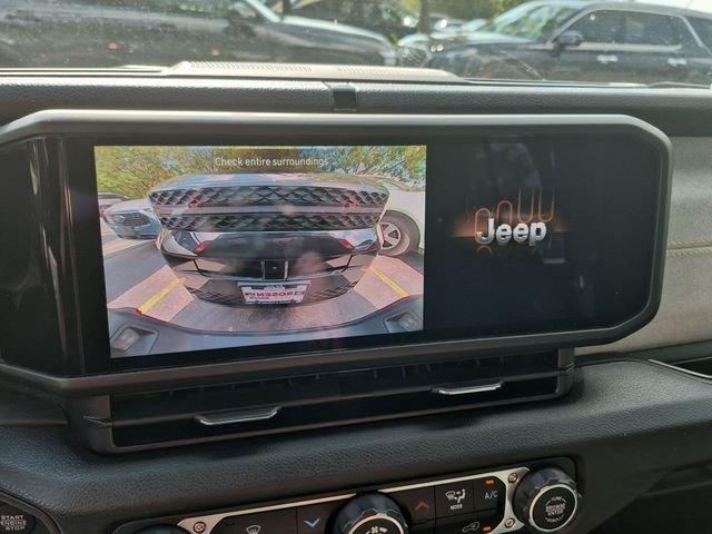Used 2025 Blue Jeep Nighthawk image 21