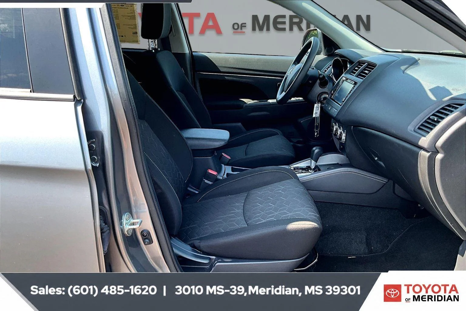 Used 2024 Alloy Silver Metallic Mitsubishi ES image 6