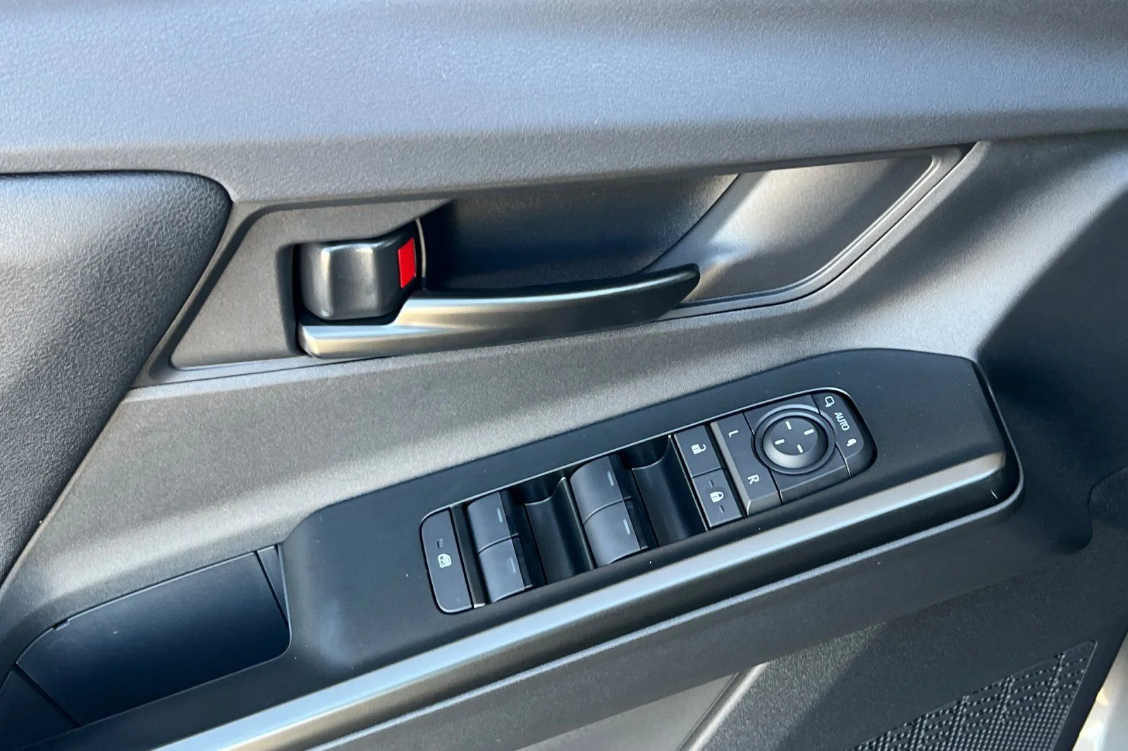 New 2026  Toyota XLE Plus image 11