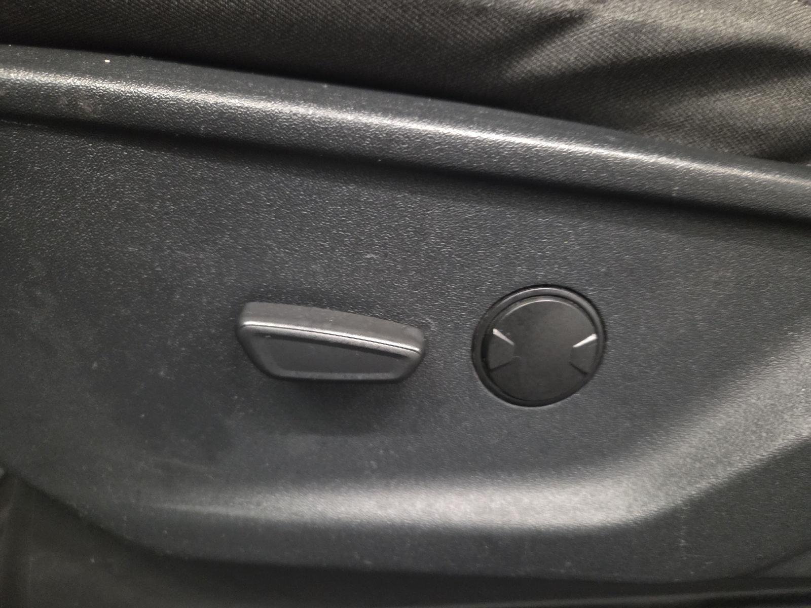 Used 2023 GRAY Ford XLT image 15