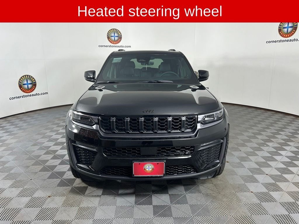 New 2026 Diamond Black Crystal Pearlcoat Jeep Limited image 14