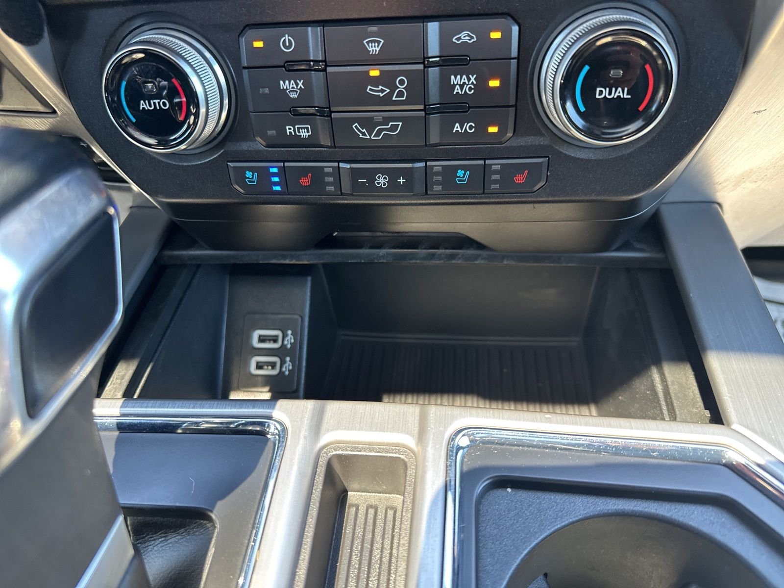 Used 2020 Black Ford Platinum image 69