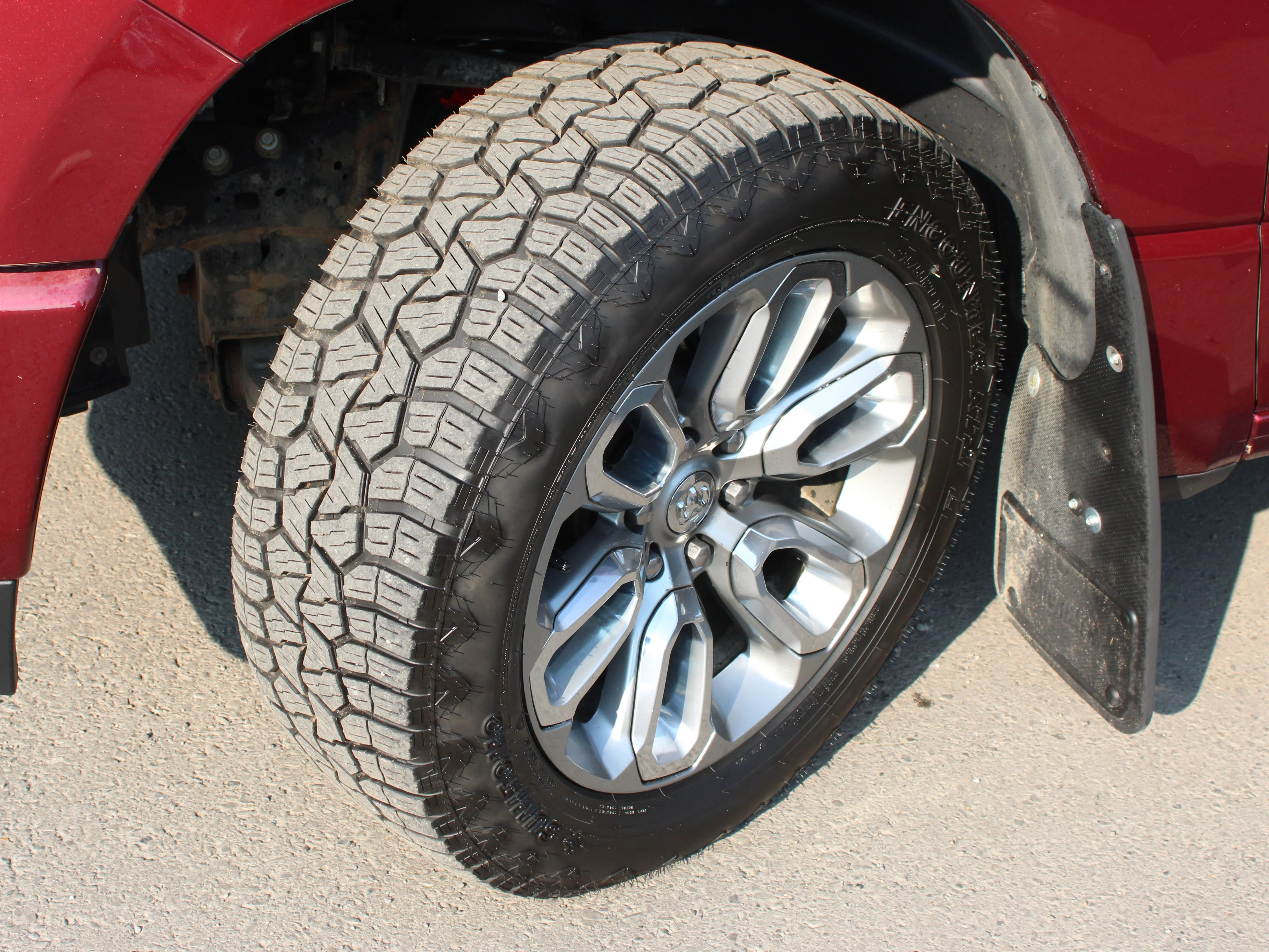 Used 2019 Red RAM Sport* | Heated & Ventilated Seats | Panoramic Sunroof | Electronic Locking Rear Differential | image 14
