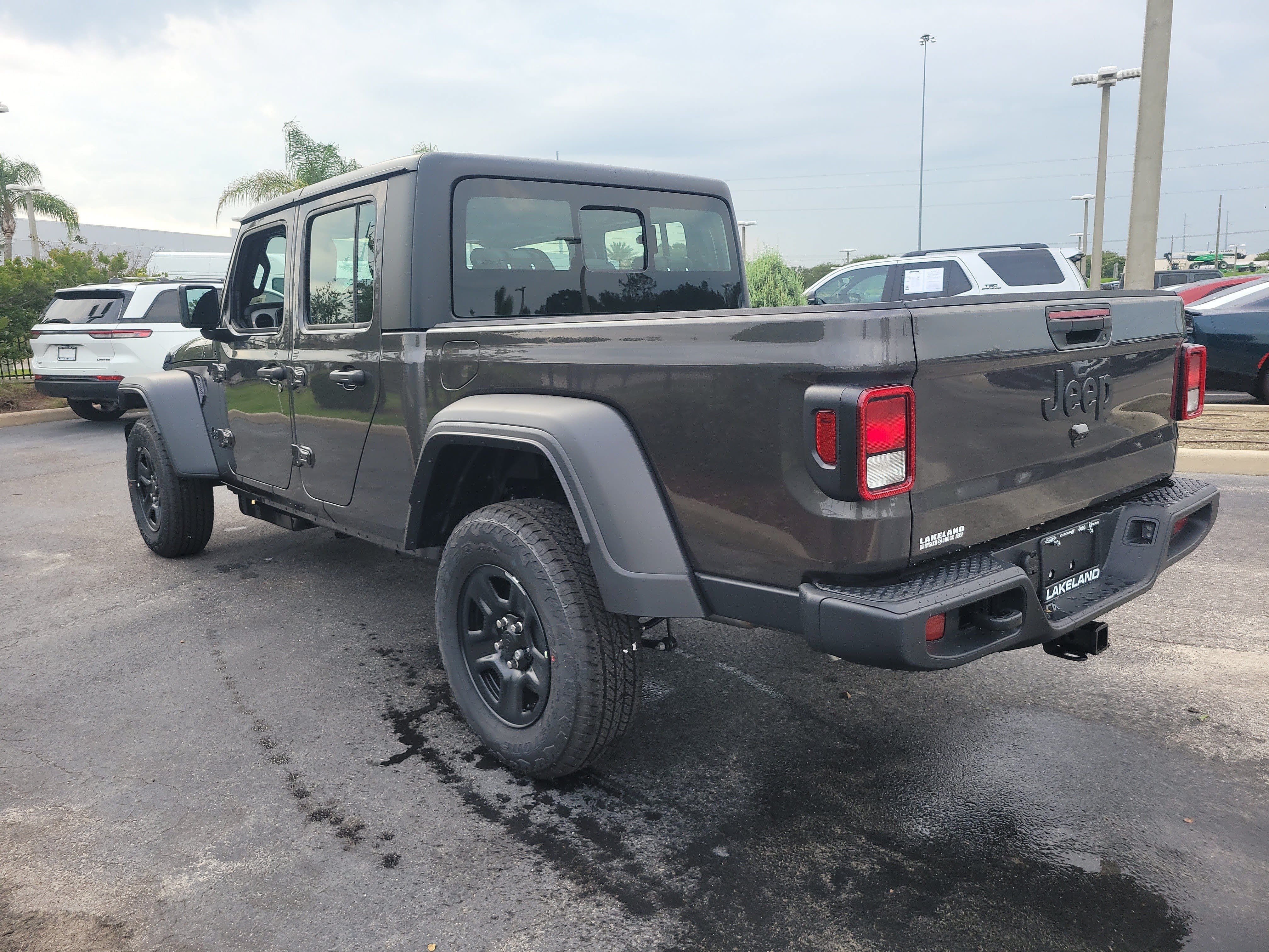 New 2026 Granite Crystal Metallic Clear-Coat Exterior Paint Jeep Sport image 8