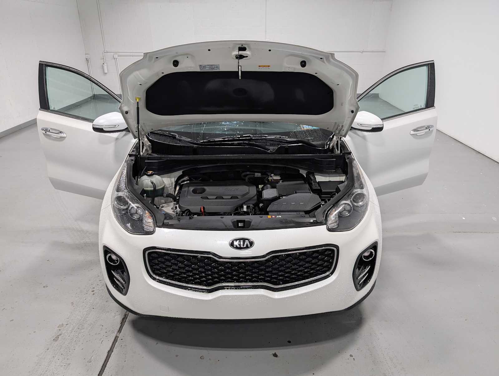 Used 2018 Snow White Pearl Kia EX image 13